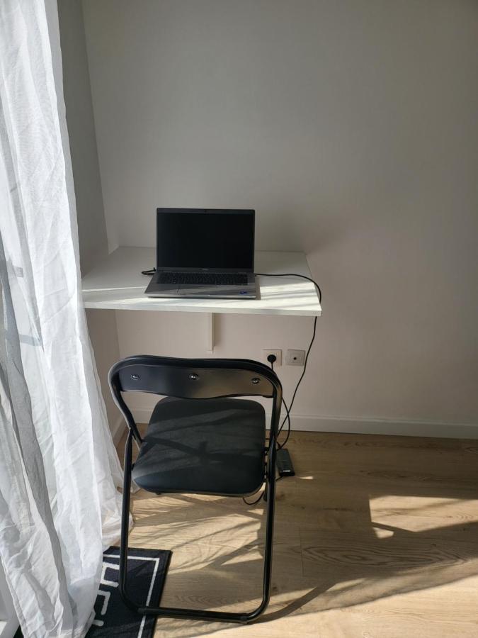 Studio Proche Gare Vernon Giverny Avec Parking Gratuit Bagian luar foto